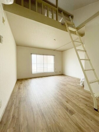 スカイビュー本多の物件内観写真